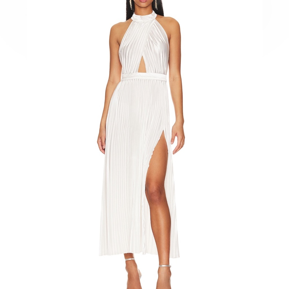 Brand new Renaissance Split Gown in Blanc